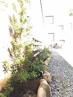 Tree House Café & Homestay