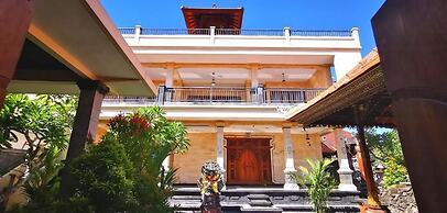 Santi HomeStay