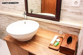 Santi HomeStay