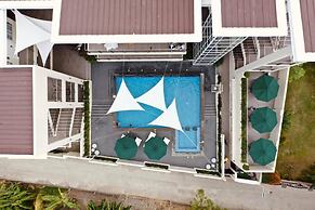 Rovira Suites