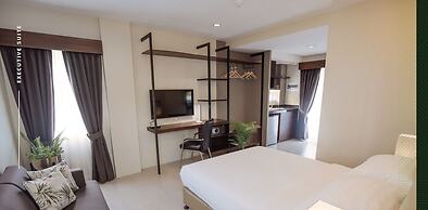 Rovira Suites