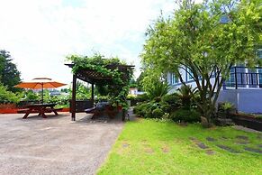 Munmoon House