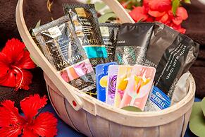 Regina Ishigaki Kabira Sky