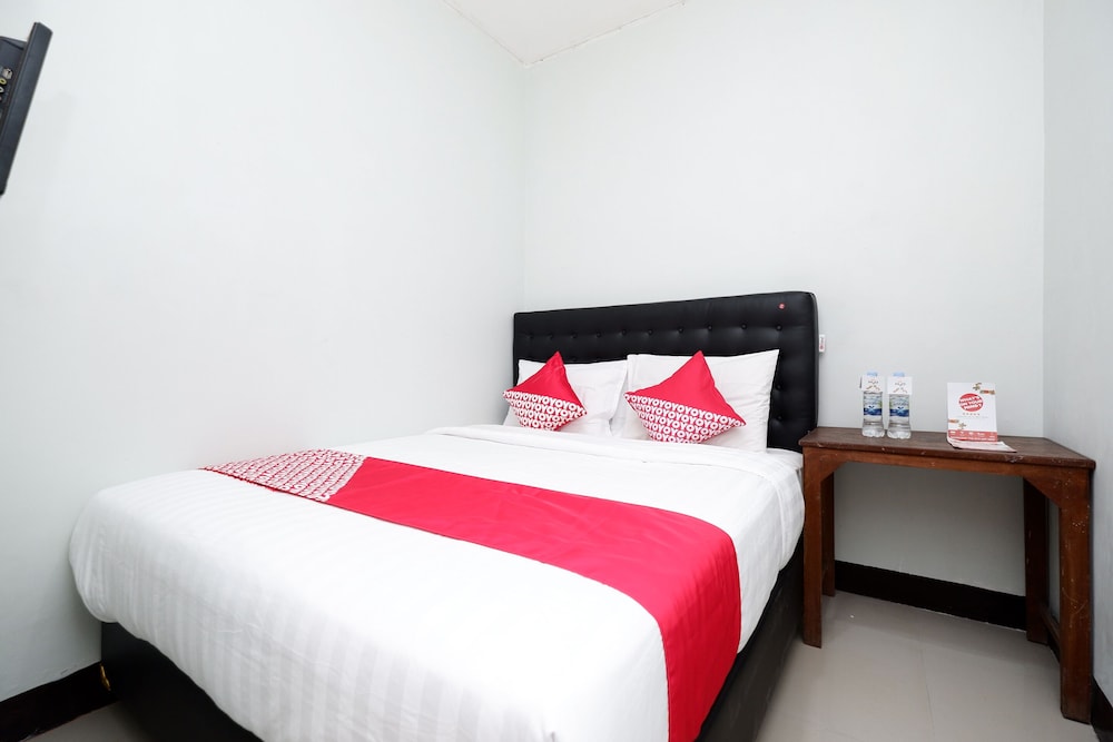 Hotel O Palebon Residence