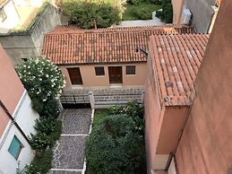 Venice Sweet Home