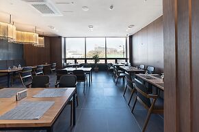 The Mains Hotel