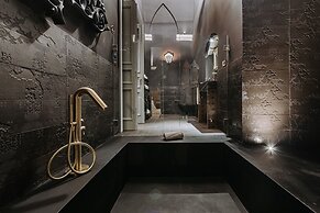 Paragon 700 Boutique Hotel & SPA