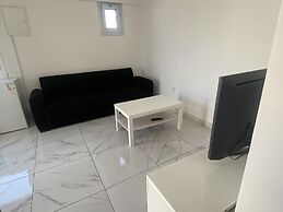 Nissi Adonis Suites