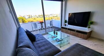 Nissi Adonis Suites