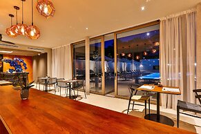 Avanti Hotel & Spa