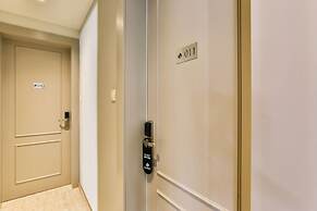 Avanti Hotel & Spa