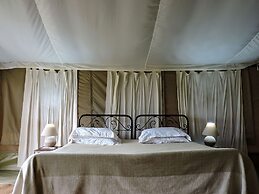 Serengeti Savannah Camps