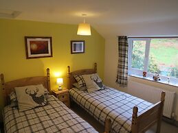Yr  Hen Farcdy Bed & Breakfast