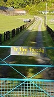 Yr  Hen Farcdy Bed & Breakfast