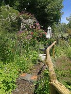 Yr  Hen Farcdy Bed & Breakfast