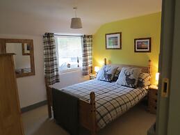 Yr  Hen Farcdy Bed & Breakfast