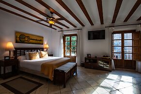 Entre Dos Aguas Hotel Boutique