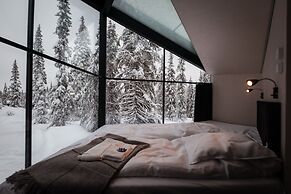 Magical Pond Nature Igloos