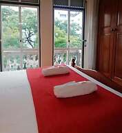 Apolo Guesthouse