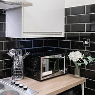 Cromwell Road Apartments