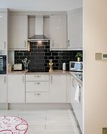 Cromwell Road Apartments