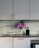 Cromwell Road Apartments