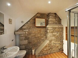 Sixpenny Cottage