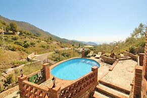1066 Villa Laero