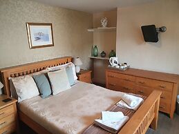 Halfway House Inn
