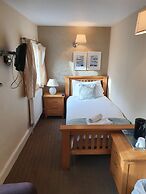 Halfway House Inn