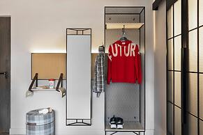 Moxy Lille City