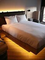 Moxy Lille City