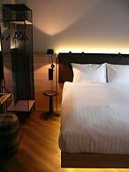 Moxy Lille City