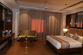 Oaktree Hotel