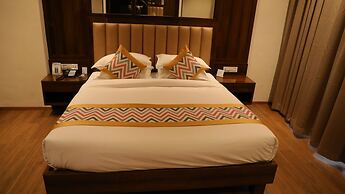 Oaktree Hotel