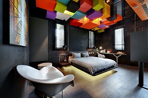 Stable Hotel