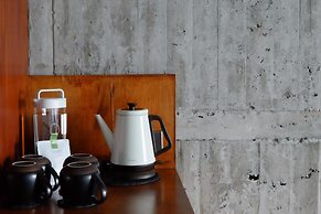 CoffeeLoft Inn &  Café