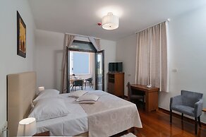 Luxury Rooms near Beach