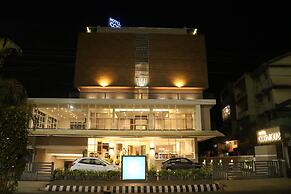 Cosmique Clarks Inn Suites , Goa