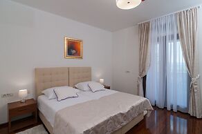 Luxury Rooms near Beach 2