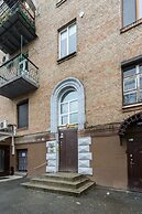 Apartment near Olympic Stadium