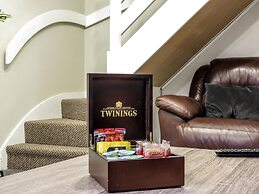 Tudors eSuites Four Bedroom House