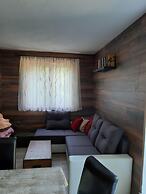 Holiday House Stipe