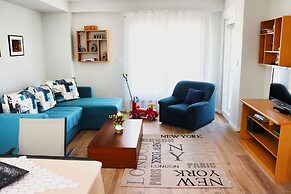 Foxxy Apartments