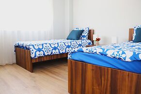 Foxxy Apartments