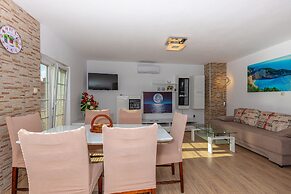 Apartments Sare