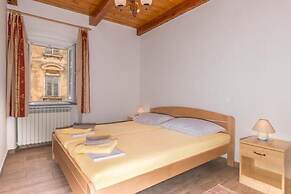 Apartments Sare