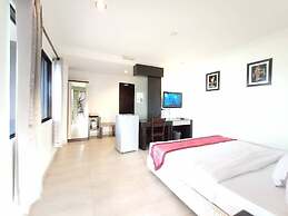 Maya Hotel