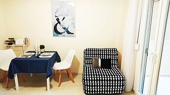Monad Apartments Karaoli