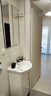 Monad Apartments Karaoli